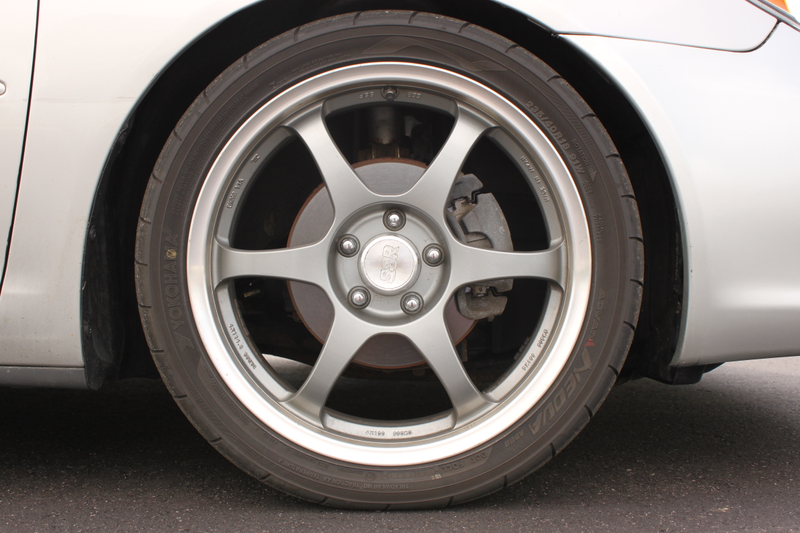 Illustration for article titled Grabbed the DSLR, and finally took some decent car pictures.Â